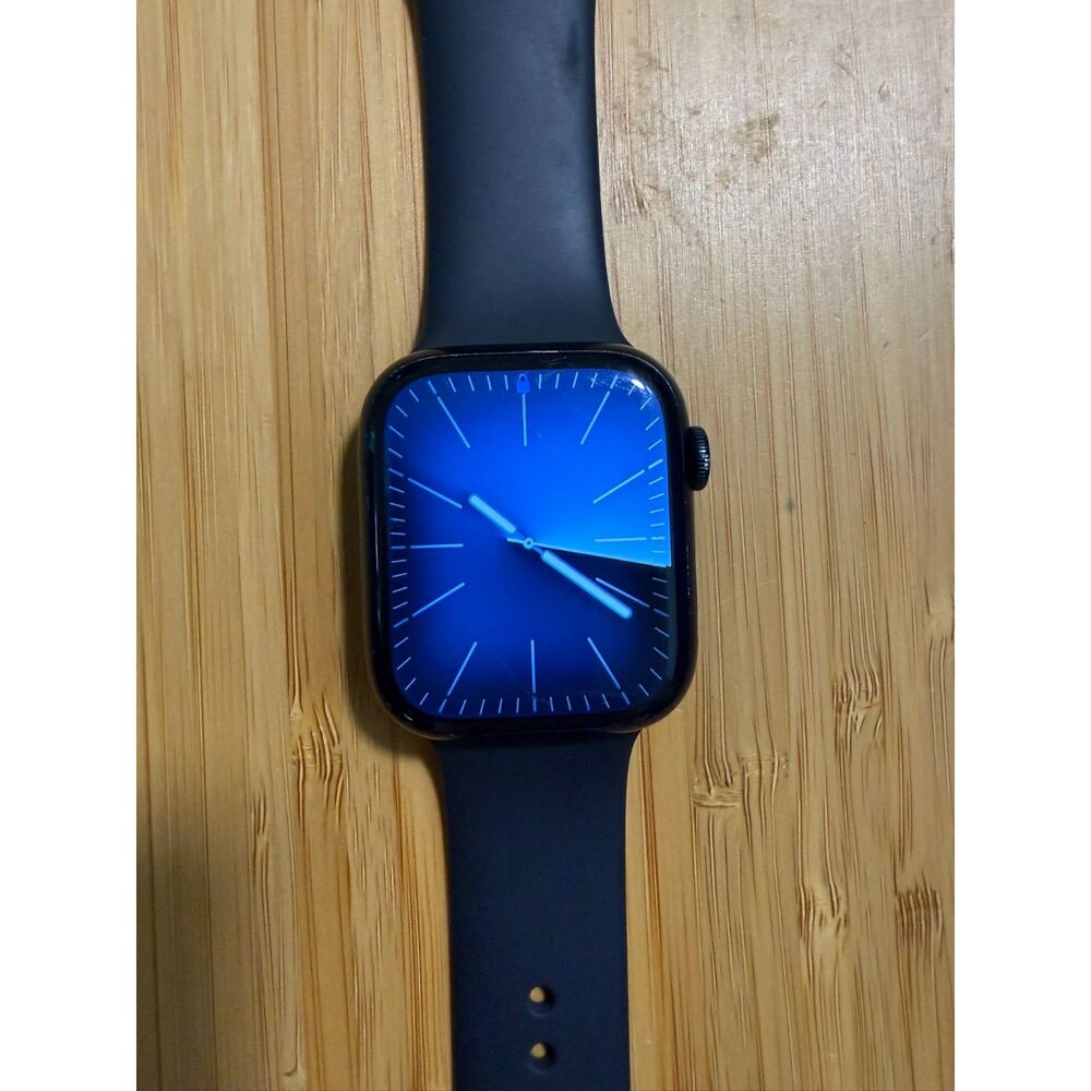 Apple Watch Series 7 - 45mm (Aluminum / GPS Only) - Great Condition